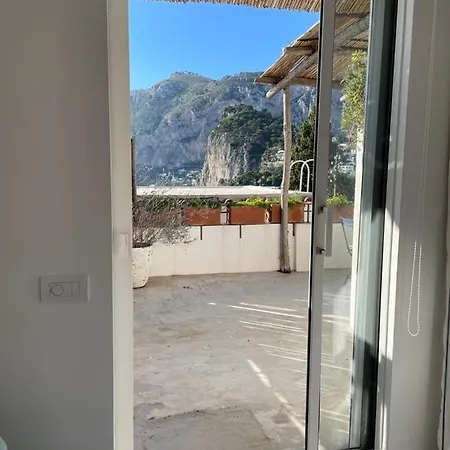 Le Rocce Da Tragara, Tragara Essential * Capri