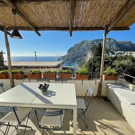 Le Rocce Da Tragara, Tragara Essential Апартаменты Капри