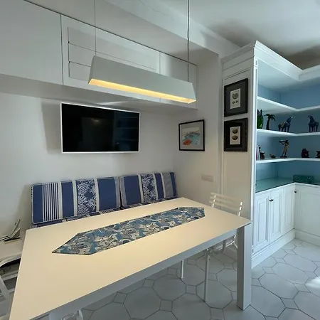 Le Rocce Da Tragara, Tragara Essential Apartmán
